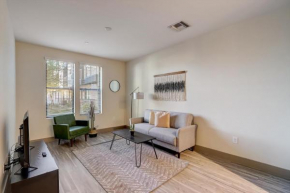 Modern CozySuites on the Town Lake waterfront 13